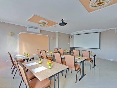 Wiatraczna Otel Varşova Dış mekan fotoğraf