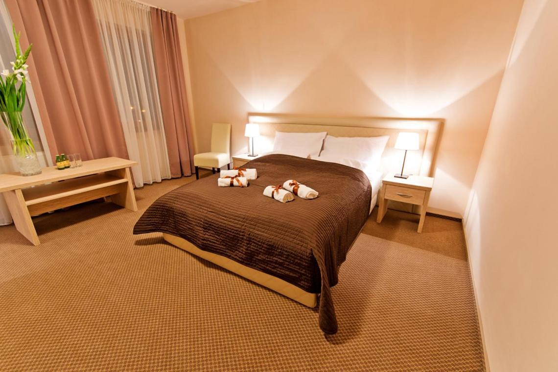 Wiatraczna Otel Varşova Dış mekan fotoğraf